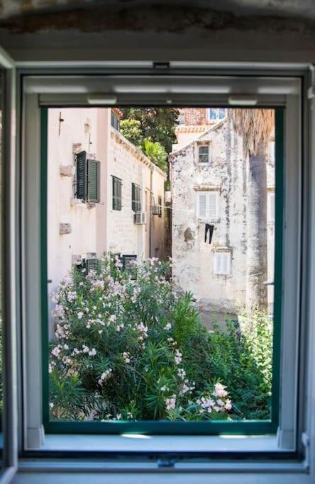 Maro Skyline * Ragusa